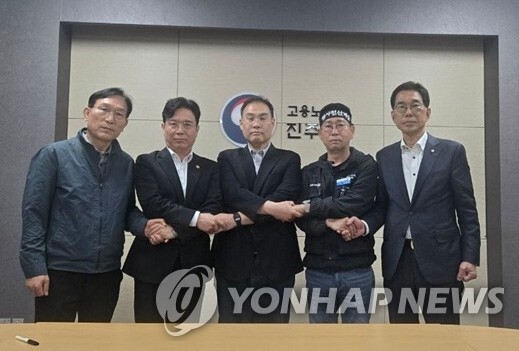 화물연대-BGF로지스 교섭 타결…리테일 “가맹점 지원책 마련”